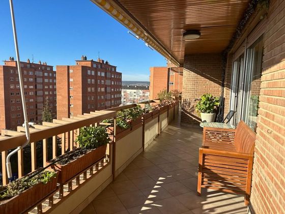 Foto 2 de Piso en venta en San Adrián - La Cava de 4 habitaciones con terraza y piscina