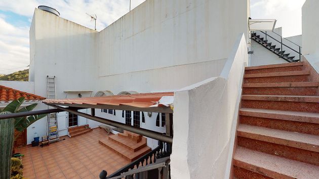Foto 2 de Xalet en venda a San Lorenzo de 4 habitacions amb terrassa i garatge