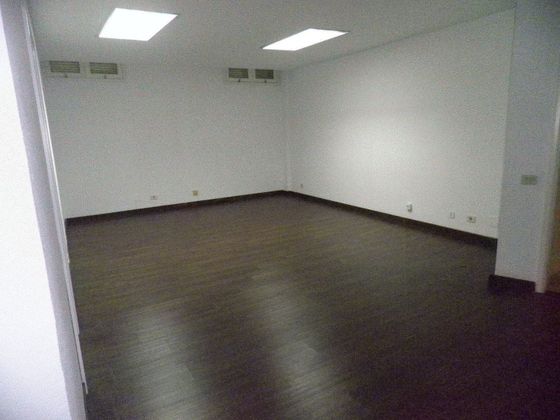 Foto 2 de Alquiler de oficina en Vegueta de 60 m²