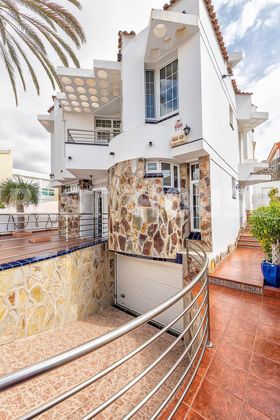 Foto 2 de Venta de chalet en San Fernando de 3 habitaciones con terraza y piscina