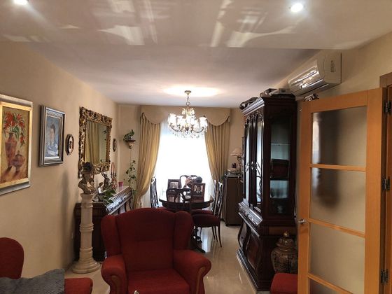 Foto 2 de Casa adossada en venda a Alcantarilla - La Glorieta de 4 habitacions amb terrassa i aire acondicionat