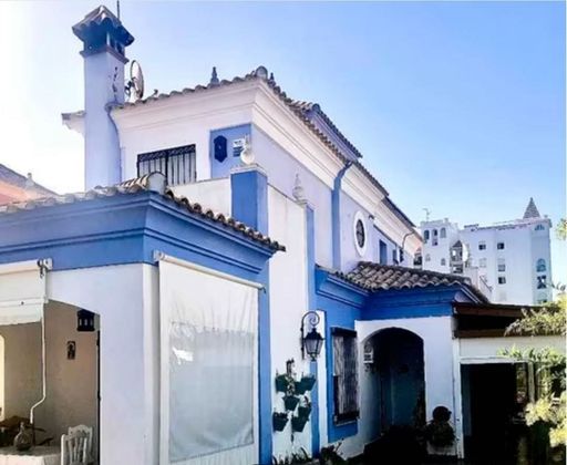 Foto 2 de Chalet en venta en Matalascañas de 4 habitaciones con terraza y garaje