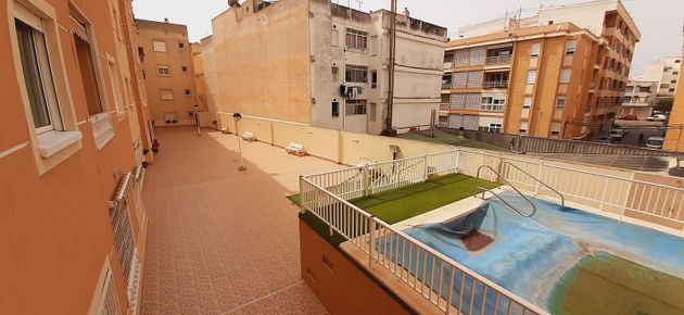 Foto 2 de Pis en venda a Las Viñas de 1 habitació amb terrassa i piscina