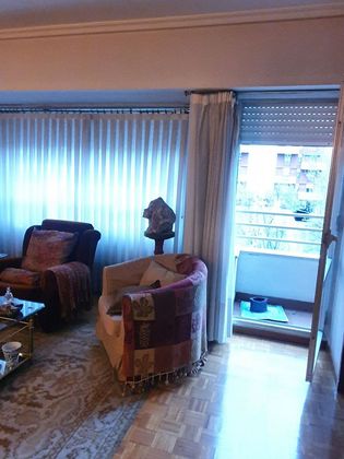 Foto 2 de Pis en venda a Txagorritxu - El Pilar de 4 habitacions amb terrassa i balcó