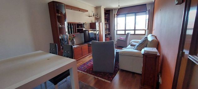 Foto 2 de Piso en venta en Lakua - Arriaga de 4 habitaciones con terraza y garaje