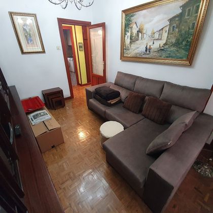 Foto 1 de Piso en venta en Zaramaga de 3 habitaciones con calefacción y ascensor