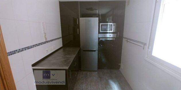 Foto 2 de Pis en venda a Trobajo del Camino de 2 habitacions amb calefacció i ascensor