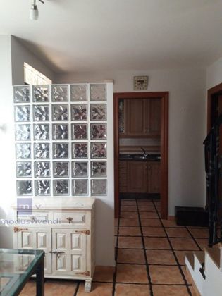 Foto 2 de Casa en venta en Onzonilla de 3 habitaciones y 240 m²