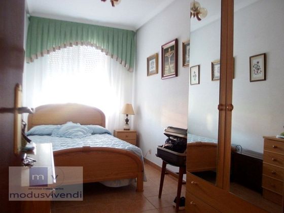 Foto 2 de Casa en venda a Villasabariego de 4 habitacions amb garatge i calefacció