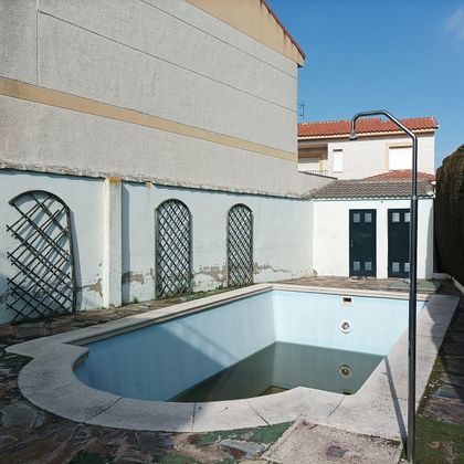 Foto 2 de Venta de casa en calle Santa Teresa de Jornet E Ibars de 4 habitaciones con terraza y piscina