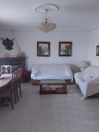 Foto 2 de Venta de casa en calle Burgos de 4 habitaciones con terraza y garaje