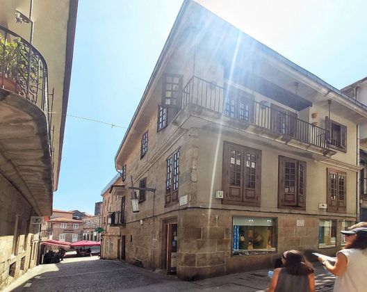 Foto 1 de Casa adossada en venda a travesía Do Comercio de 3 habitacions amb terrassa i calefacció