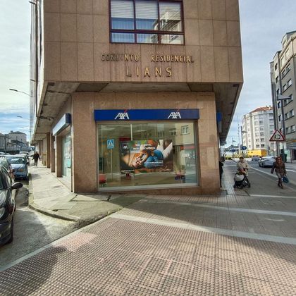Foto 1 de Alquiler de local en calle Rosalía de Castro con aire acondicionado y calefacción