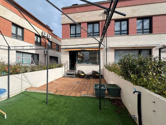 Foto 2 de Casa en venda a AVE - Villimar de 4 habitacions amb garatge i jardí