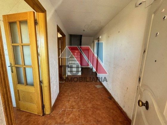 Foto 2 de Venta de casa en calle Cerrillo de 4 habitaciones con terraza y garaje