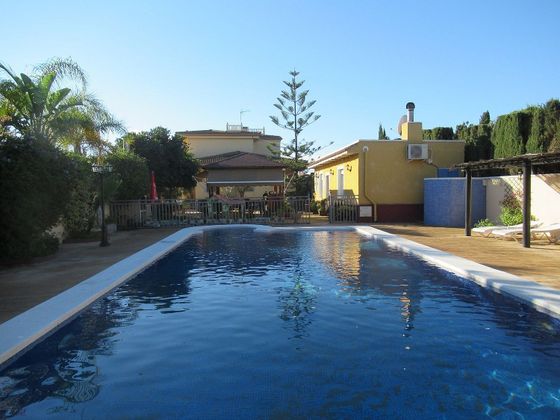 Foto 2 de Chalet en venta en Sol y Luz de 4 habitaciones con terraza y piscina