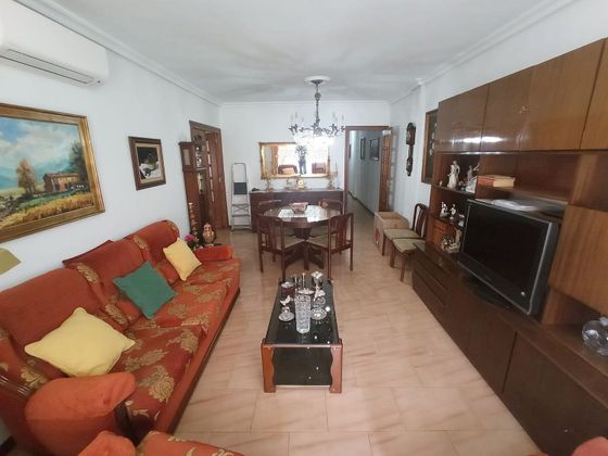Foto 2 de Pis en venda a Centro - Cuenca de 3 habitacions amb garatge i aire acondicionat