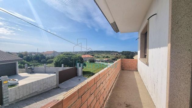 Foto 1 de Xalet en venda a Ribeira de 6 habitacions amb garatge i jardí