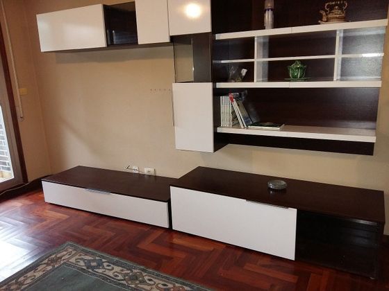 Foto 1 de Pis en lloguer a O Berbés - Peniche de 4 habitacions amb terrassa i mobles