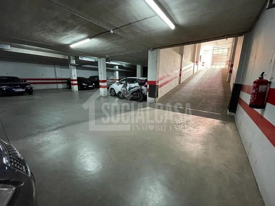 Foto 2 de Alquiler de garaje en Santa Rosa - Valdeolleros de 25 m²