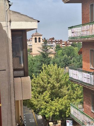 Foto 1 de Piso en venta en Centro - Segovia de 3 habitaciones con terraza y jardín