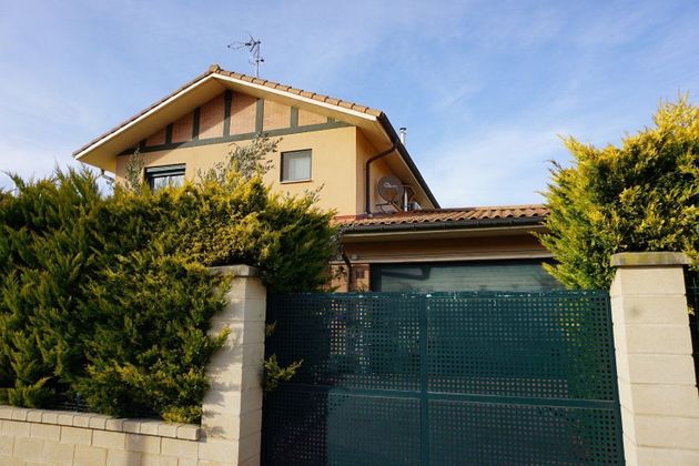 Foto 2 de Xalet en venda a Alegría-Dulantzi de 4 habitacions amb piscina i garatge