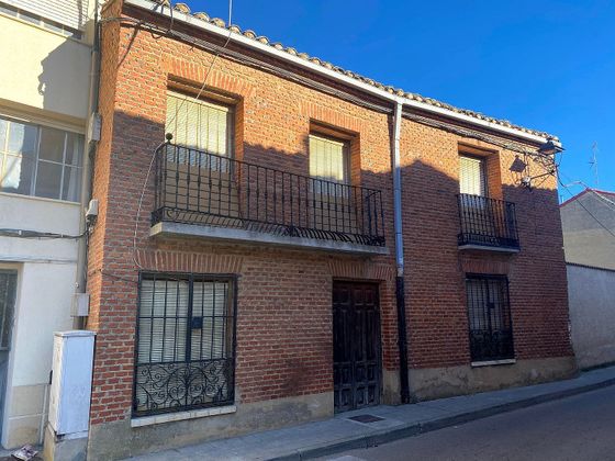 Foto 1 de Casa en venda a Carrión de los Condes de 7 habitacions amb balcó