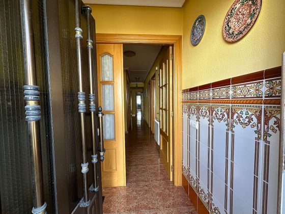 Foto 2 de Casa adossada en venda a Villovieco de 3 habitacions amb garatge i calefacció