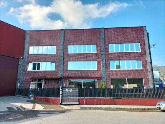 Foto 2 de Edifici en venda a polígono Industrial Riaño III de 1350 m²
