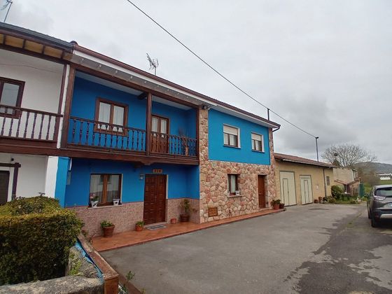Foto 2 de Casa en venda a calle Moral de 4 habitacions amb garatge i calefacció