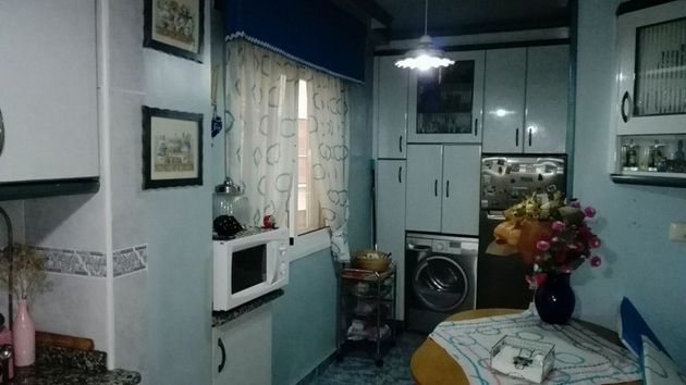 Foto 2 de Pis en venda a Casco Viejo de 3 habitacions amb calefacció