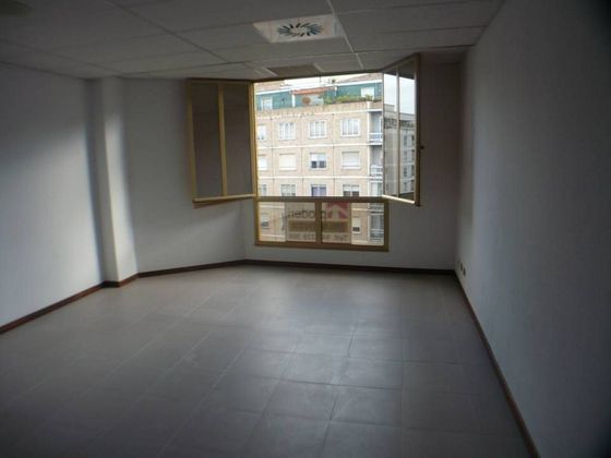 Foto 1 de Alquiler de oficina en Centro - Logroño con aire acondicionado y calefacción