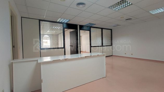 Foto 1 de Alquiler de oficina en Centro - Logroño con garaje y aire acondicionado