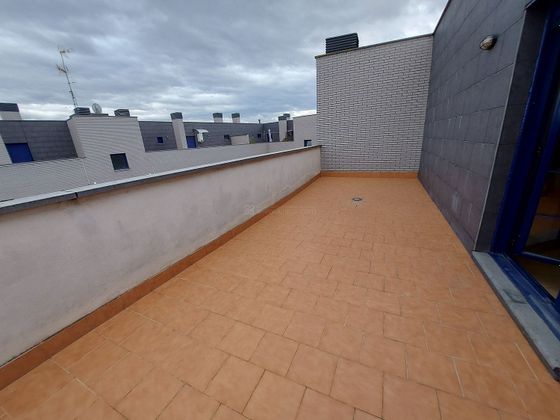 Foto 2 de Venta de ático en Lardero de 1 habitación con terraza y calefacción