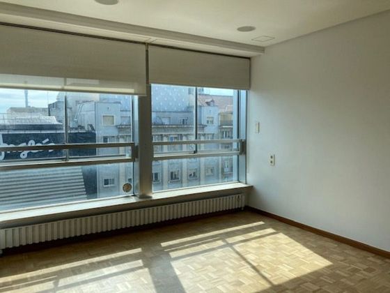 Foto 1 de Alquiler de piso en Paseo Independencia de 4 habitaciones con terraza y aire acondicionado