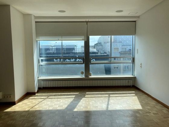 Foto 2 de Alquiler de piso en Paseo Independencia de 4 habitaciones con terraza y aire acondicionado