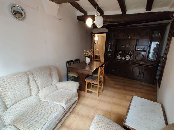 Foto 2 de Chalet en venta en Benabarre de 5 habitaciones con jardín