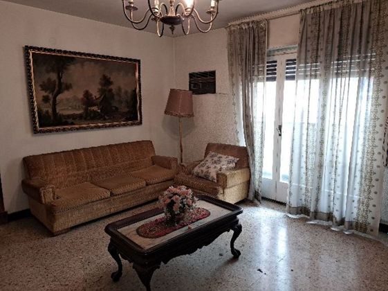 Foto 1 de Pis en venda a La Magdalena de 4 habitacions amb terrassa i calefacció