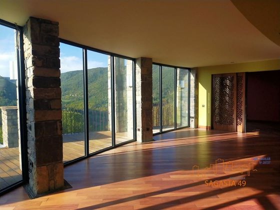 Foto 1 de Xalet en venda a Boltaña de 4 habitacions amb terrassa i piscina