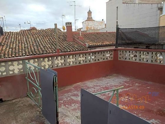 Foto 2 de Xalet en venda a Cariñena de 5 habitacions amb terrassa