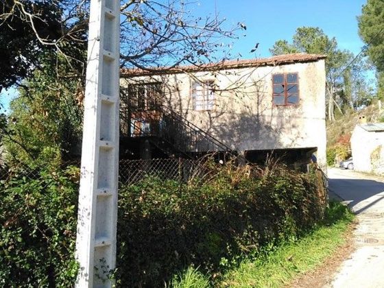 Foto 1 de Casa en venta en Arbo de 3 habitaciones con garaje y jardín