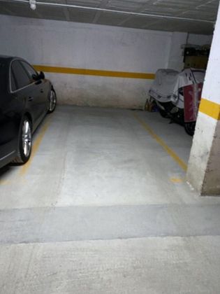 Foto 2 de Venta de garaje en Cañiza (A) de 36 m²