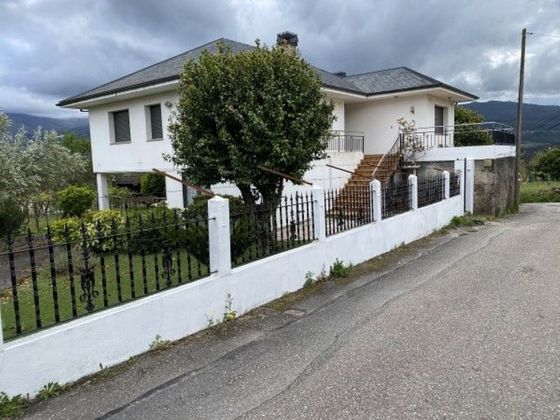 Foto 1 de Casa en venda a Arbo de 4 habitacions amb terrassa