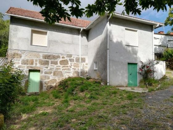 Foto 1 de Alquiler de chalet en Cañiza (A) de 3 habitaciones con jardín