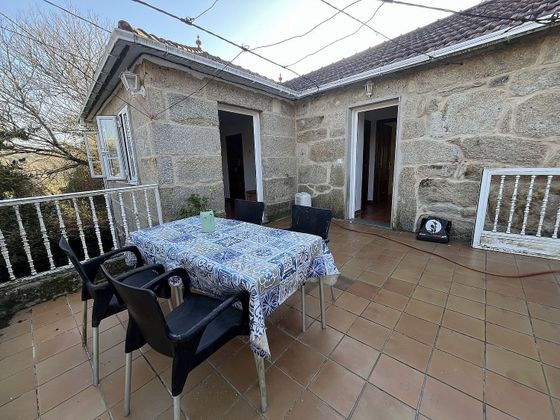 Foto 2 de Xalet en venda a Covelo de 5 habitacions amb terrassa i jardí
