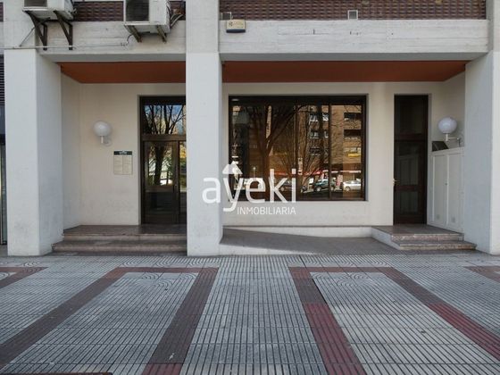 Foto 2 de Venta de oficina en avenida De Pío XII con aire acondicionado
