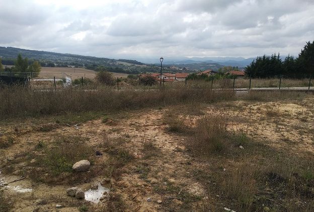 Foto 2 de Venta de terreno en Condado de Treviño de 603 m²