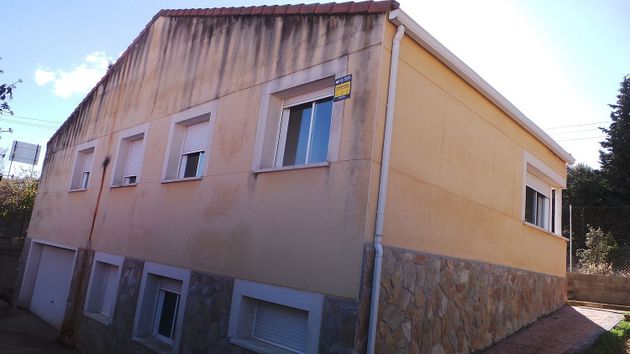 Foto 1 de Chalet en venta en Casar (El) de 4 habitaciones con terraza y garaje