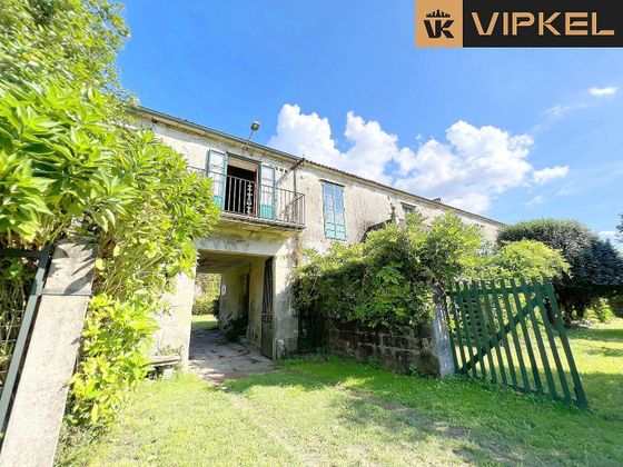 Foto 1 de Casa en venda a calle Lugar de Pedreda de 3 habitacions amb terrassa i jardí