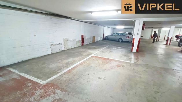 Foto 2 de Venta de garaje en Riazor - Los Rosales de 36 m²